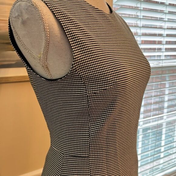 Theory Gray Sheath Mini Dress Crew Neck Sleeveless - Picture 2 of 9